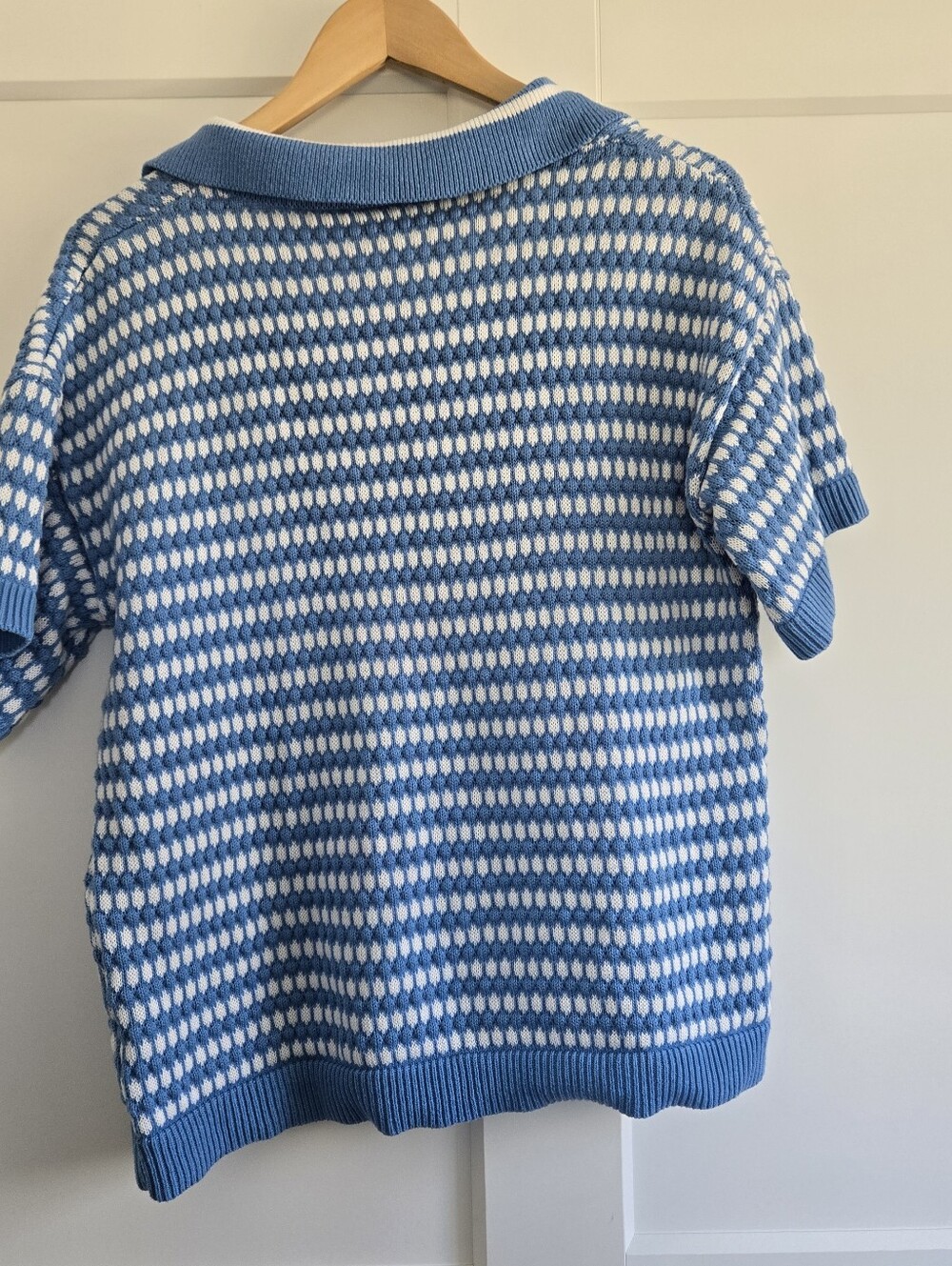 Blue And White Johnny Collar Short Sleeve Top No Label, See Pics For Meaurements - Picture 2 of 7